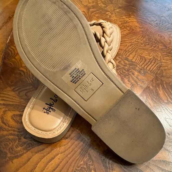 Braided Sandal - Picture 4 of 4